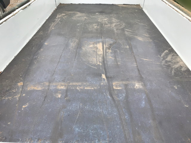 いすゞエルフダンプ小型（2t・3t）[写真09]