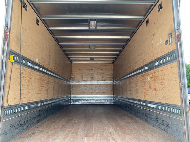 日野レンジャーアルミバン中型（4t）[写真12]