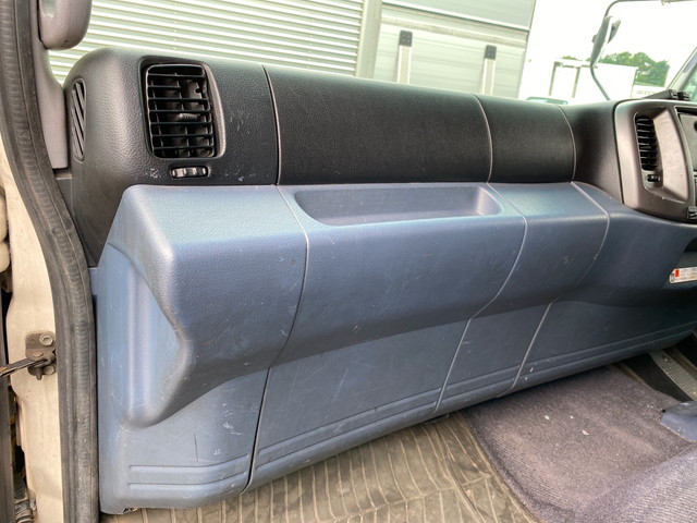 日野レンジャーアルミバン中型（4t）[写真31]