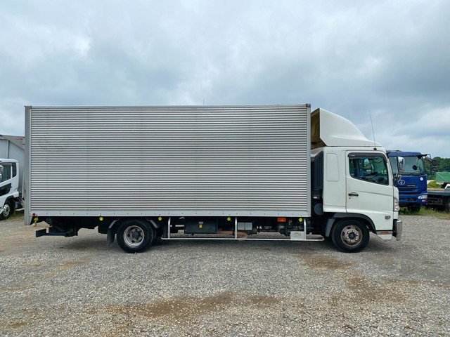 日野レンジャーアルミバン中型（4t）[写真06]