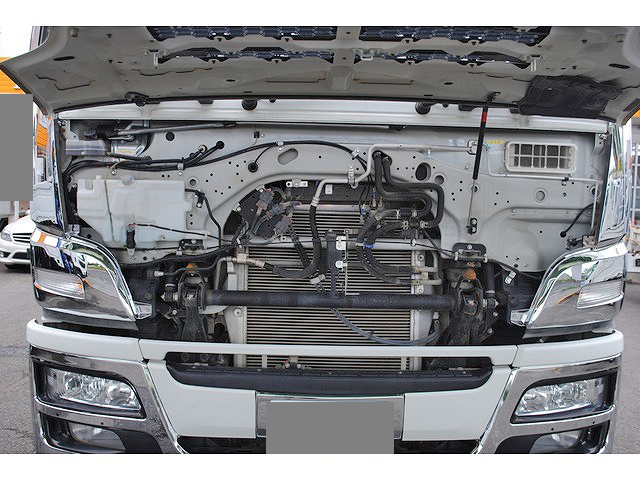 三菱ふそうスーパーグレートダンプ大型（10t）[写真19]