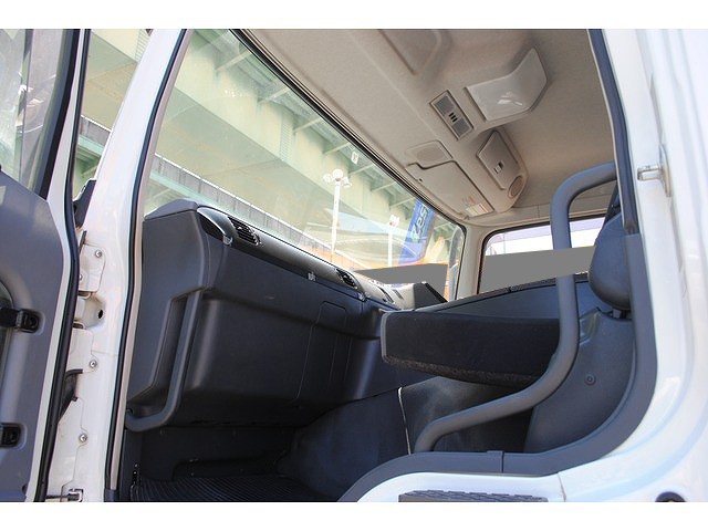 三菱ふそうスーパーグレートダンプ大型（10t）[写真26]