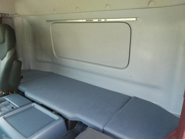 日野プロフィアアルミブロック大型（10t）[写真28]