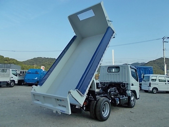 三菱ふそうキャンターダンプ小型（2t・3t）[写真08]