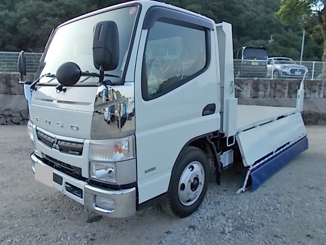三菱ふそうキャンターダンプ小型（2t・3t）[写真09]