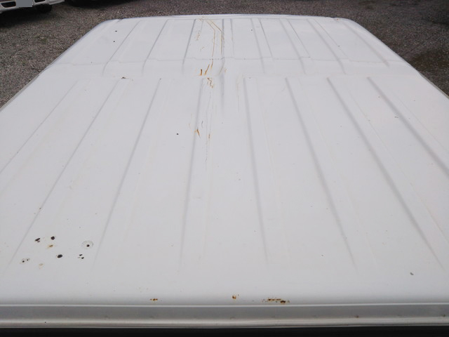 いすゞエルフダブルキャブ（Wキャブ）小型（2t・3t）[写真10]