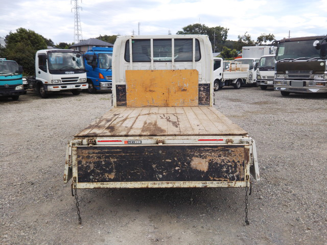 いすゞエルフダブルキャブ（Wキャブ）小型（2t・3t）[写真12]