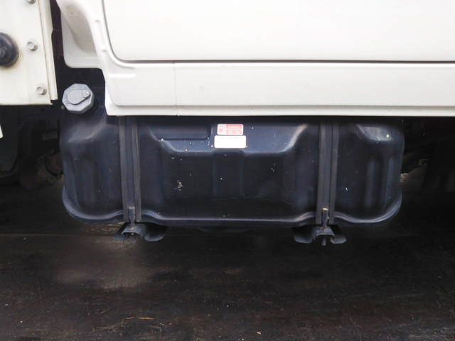 いすゞエルフダブルキャブ（Wキャブ）小型（2t・3t）[写真16]