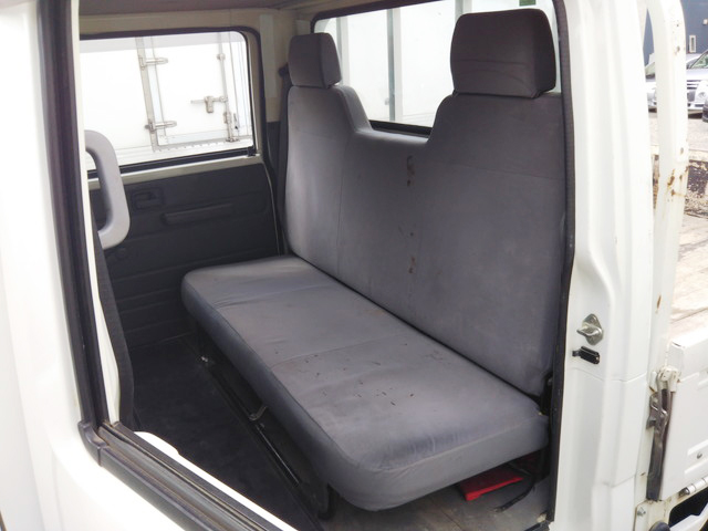 いすゞエルフダブルキャブ（Wキャブ）小型（2t・3t）[写真28]