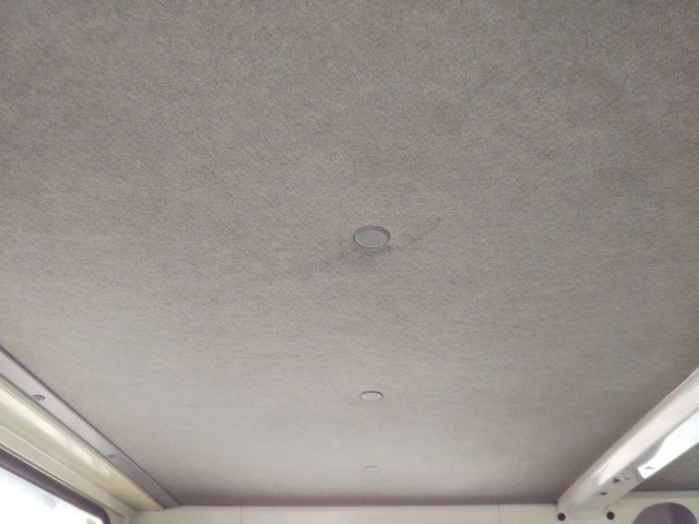 いすゞエルフダブルキャブ（Wキャブ）小型（2t・3t）[写真31]