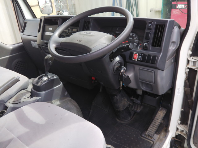 いすゞエルフダブルキャブ（Wキャブ）小型（2t・3t）[写真33]