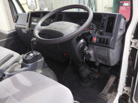 いすゞエルフダブルキャブ（Wキャブ）小型（2t・3t）[写真33]