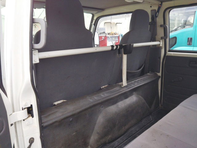 いすゞエルフダブルキャブ（Wキャブ）小型（2t・3t）[写真34]