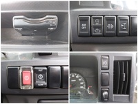 いすゞエルフダブルキャブ（Wキャブ）小型（2t・3t）[写真37]