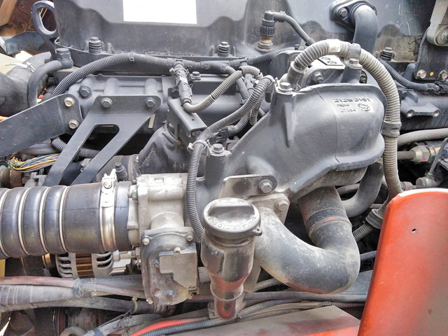 UDトラックスクオンダンプ大型（10t）[写真11]