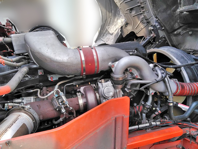 UDトラックスクオンダンプ大型（10t）[写真13]