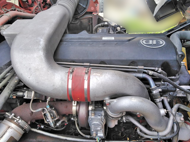 UDトラックスクオンダンプ大型（10t）[写真15]