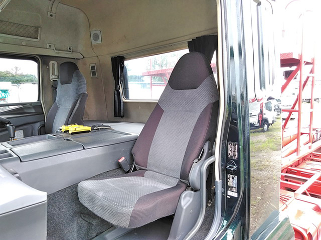 三菱ふそうスーパーグレートコンテナ専用車大型（10t）[写真33]