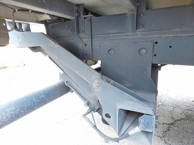 三菱ふそうキャンターパネルバン小型（2t・3t）[写真19]