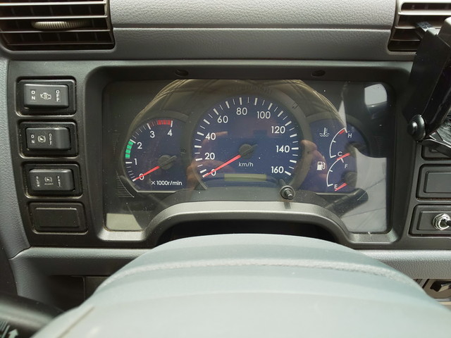 三菱ふそうキャンターパネルバン小型（2t・3t）[写真34]