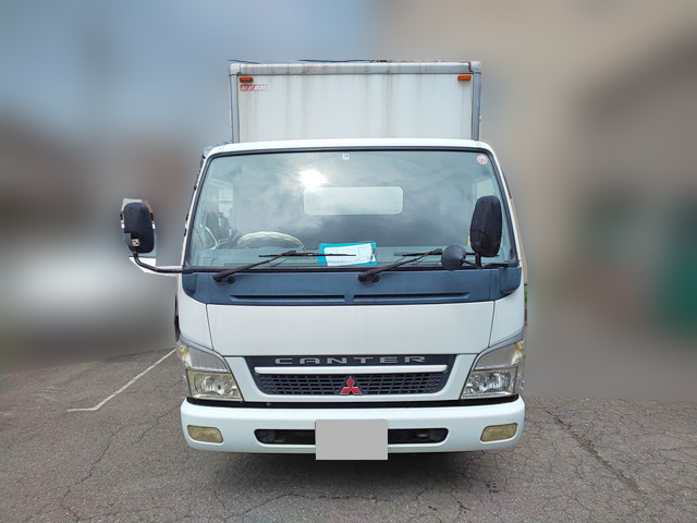三菱ふそうキャンターパネルバン小型（2t・3t）[写真05]