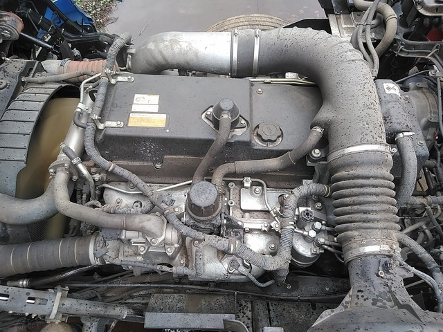 UDトラックスクオンユニック3段大型（10t）[写真19]