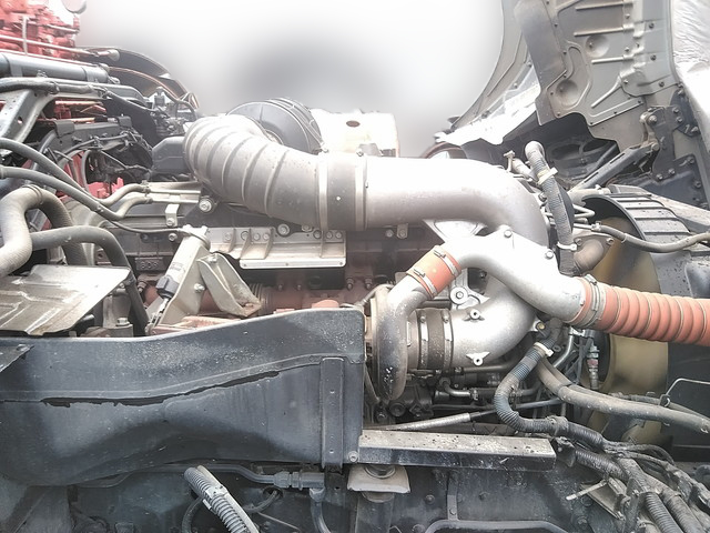 UDトラックスクオンユニック3段大型（10t）[写真20]