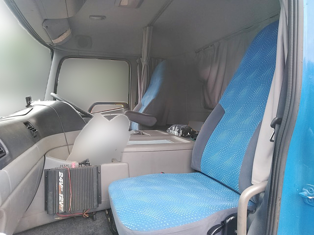 UDトラックスクオンユニック3段大型（10t）[写真24]