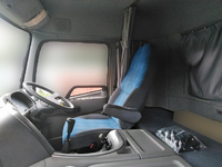 UDトラックスクオンユニック3段大型（10t）[写真25]