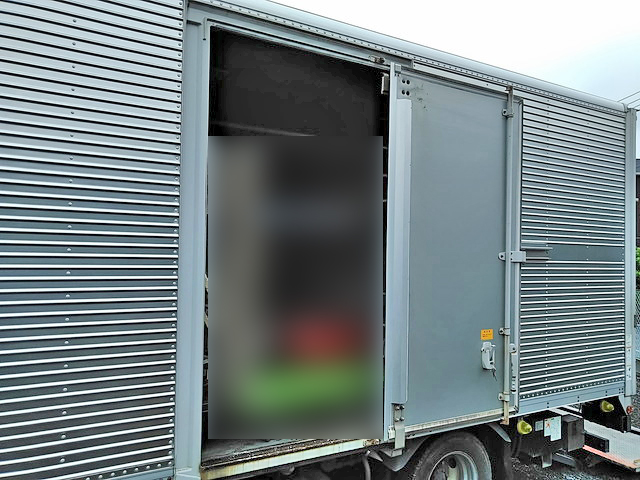 三菱ふそうキャンターアルミバン小型（2t・3t）[写真04]