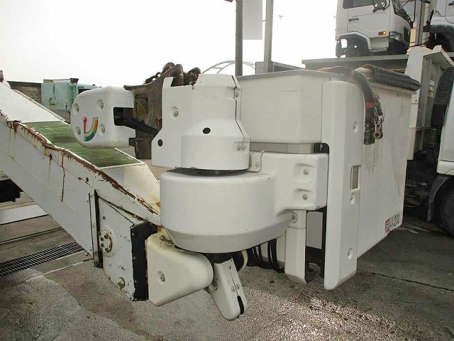 三菱ふそうキャンター高所作業車小型（2t・3t）[写真10]