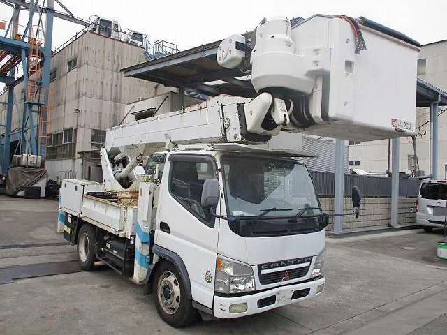 三菱ふそうキャンター高所作業車小型（2t・3t）[写真03]