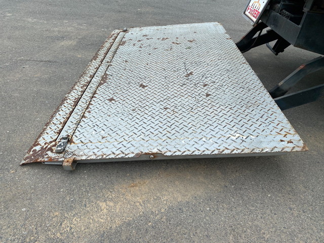 日野デュトロアルミウイング小型（2t・3t）[写真18]