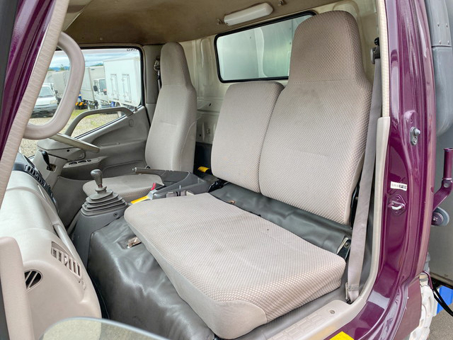 日野デュトロアルミウイング小型（2t・3t）[写真31]