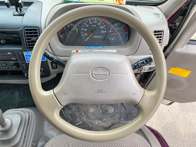 日野デュトロアルミウイング小型（2t・3t）[写真38]