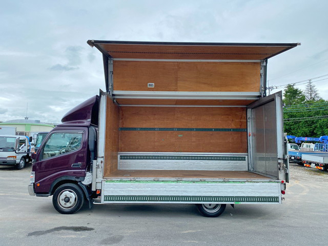 日野デュトロアルミウイング小型（2t・3t）[写真07]