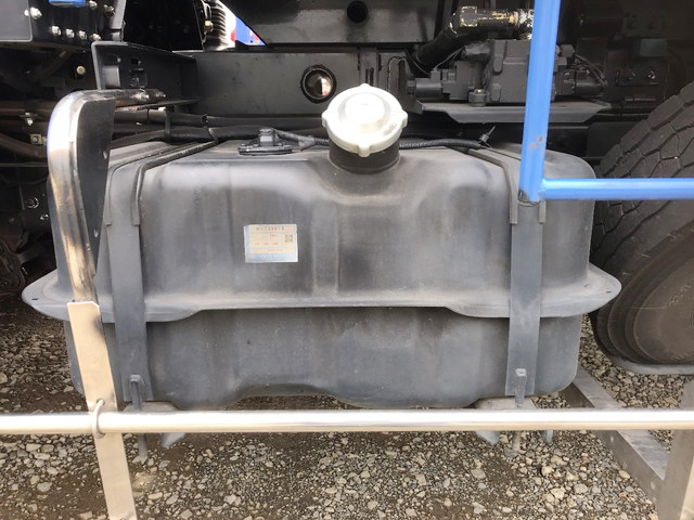 三菱ふそうファイターパッカー車（塵芥車）中型（4t）[写真19]