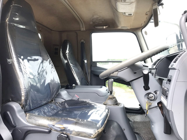 三菱ふそうファイターパッカー車（塵芥車）中型（4t）[写真31]