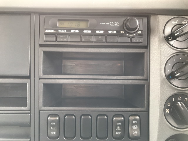 三菱ふそうファイターパッカー車（塵芥車）中型（4t）[写真34]