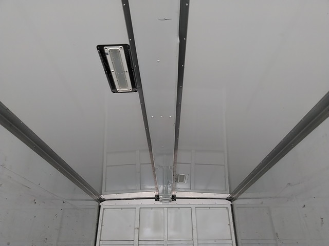 三菱ふそうスーパーグレートパネルウイング大型（10t）[写真12]