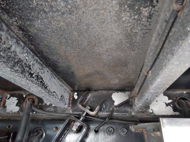 三菱ふそうスーパーグレートパネルウイング大型（10t）[写真17]