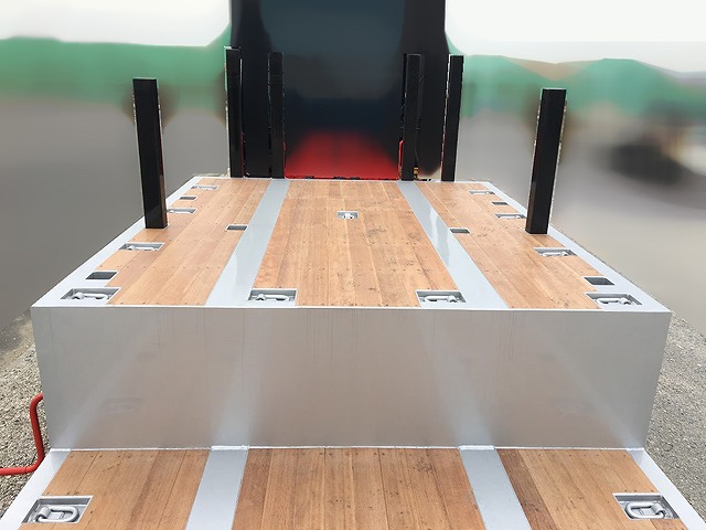 その他のメーカーその他の車種トレーラー（セミトレーラー）大型（10t）[写真04]