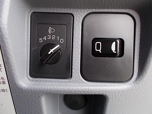 日産アトラス幌車小型（2t・3t）[写真19]