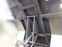 UDトラックスコンドルダンプ・クレーン付小型（2t・3t）[写真23]