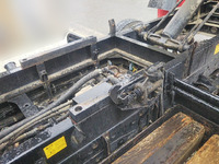 UDトラックスコンドルダンプ・クレーン付小型（2t・3t）[写真26]