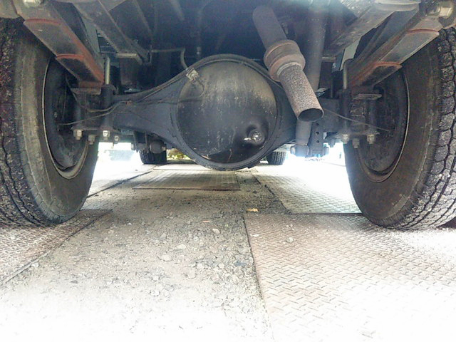 UDトラックスコンドルダンプ・クレーン付小型（2t・3t）[写真29]