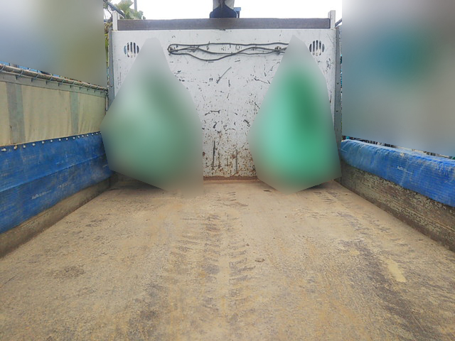 UDトラックスコンドルダンプ・クレーン付小型（2t・3t）[写真05]