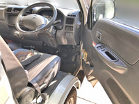 日産バネットクレーン付小型（2t・3t）[写真20]