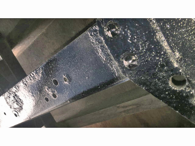 いすゞエルフアルミブロック小型（2t・3t）[写真14]