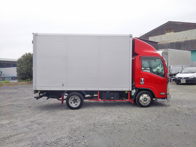 いすゞエルフアルミバン小型（2t・3t）[写真05]